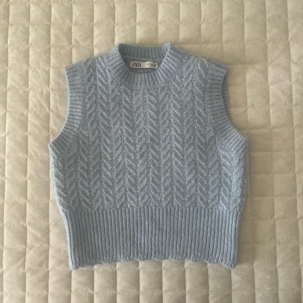 Zara Light Blue Cable Knit Sleeveless Sweater - Picture 1 of 8